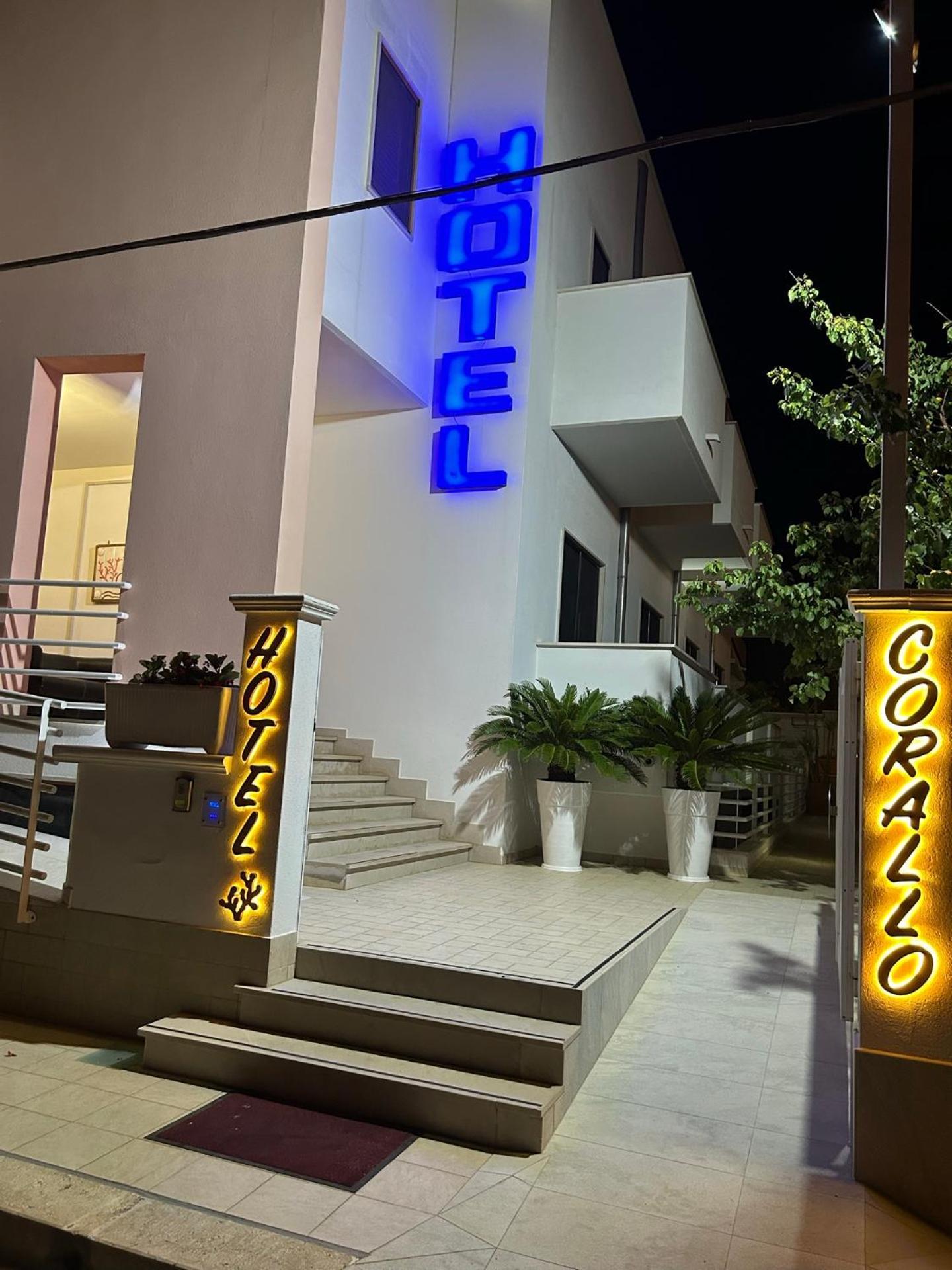 Hotel Corallo ตอร์เรซานตาซาบีนา ภายนอก รูปภาพ