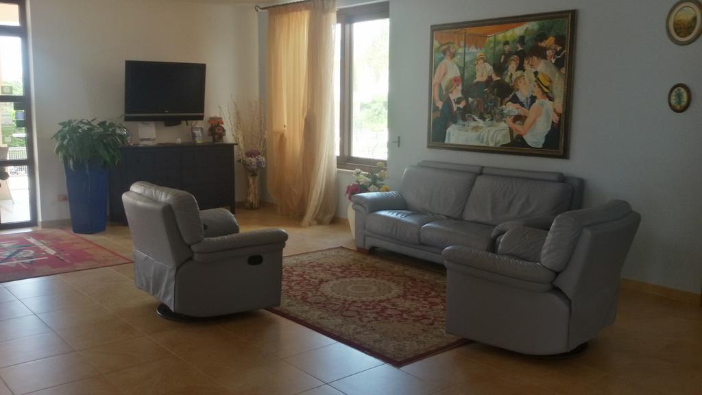 Hotel Corallo ตอร์เรซานตาซาบีนา ภายนอก รูปภาพ